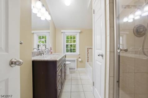 43 Oakland Avenue West Caldwell NJ 07006