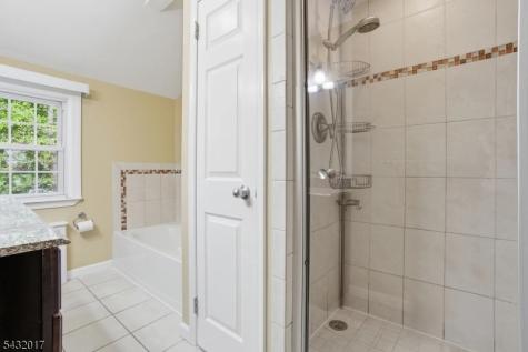 43 Oakland Avenue West Caldwell NJ 07006