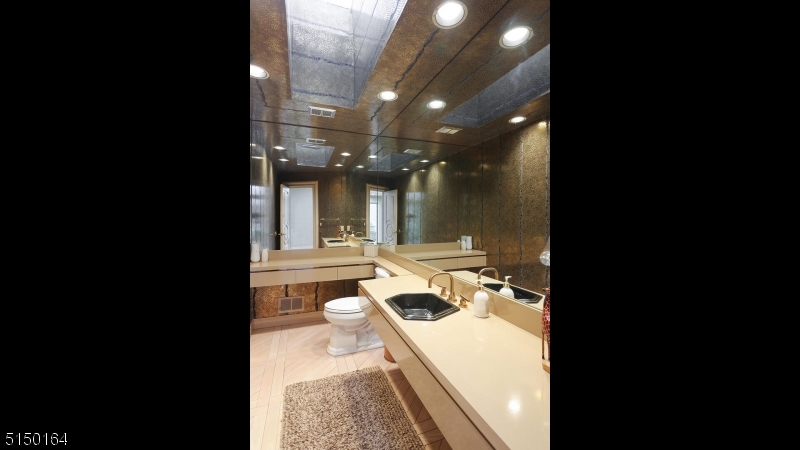 24 William Penn Road Warren NJ 07059