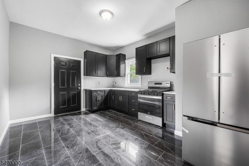 304 Ridgewood Avenue Newark NJ 07112