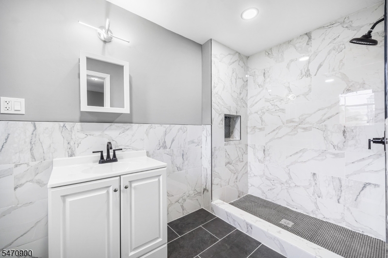 304 Ridgewood Avenue Newark NJ 07112
