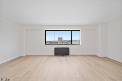 275 Prospect Street East Orange NJ 07017