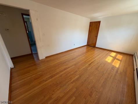 1018 Walnut Street Linden NJ 07036