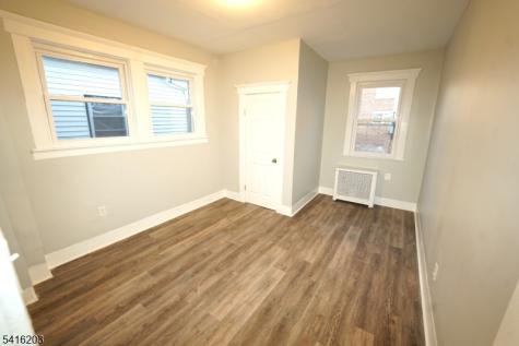 183 N Munn Avenue East Orange NJ 07017