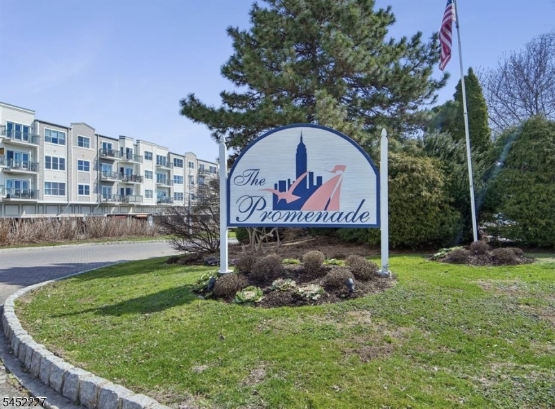 125 The Promenade Edgewater NJ 07020