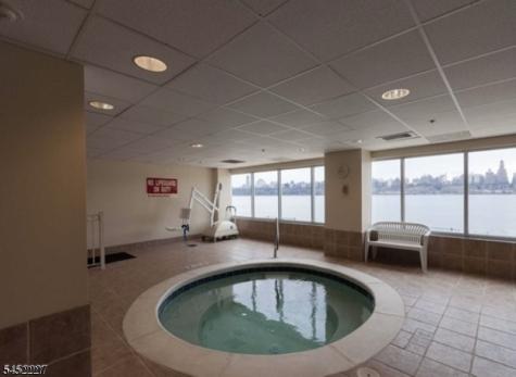 125 The Promenade Edgewater NJ 07020