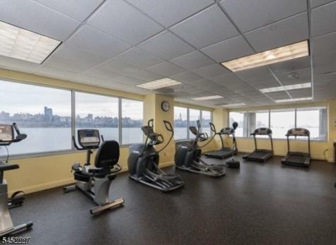 125 The Promenade Edgewater NJ 07020