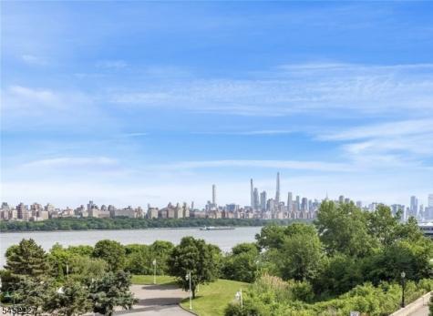 125 The Promenade Edgewater NJ 07020