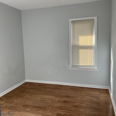 187 4TH Avenue East Orange NJ 07017