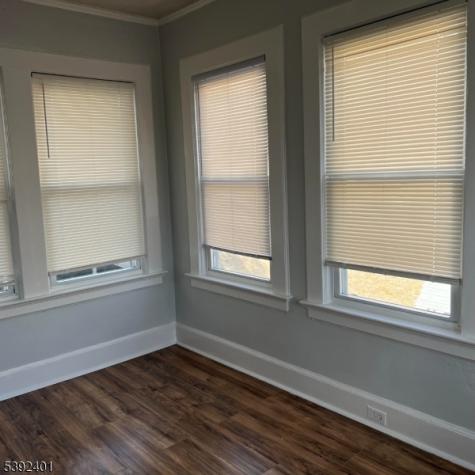 187 4TH Avenue East Orange NJ 07017