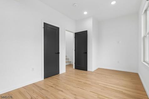 15 Wheeler Street Montclair NJ 07042