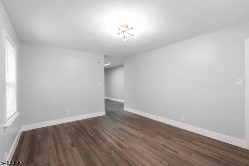 32 Kelly Parkway Bayonne NJ 07002