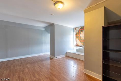300 1ST Avenue Elizabeth NJ 07206