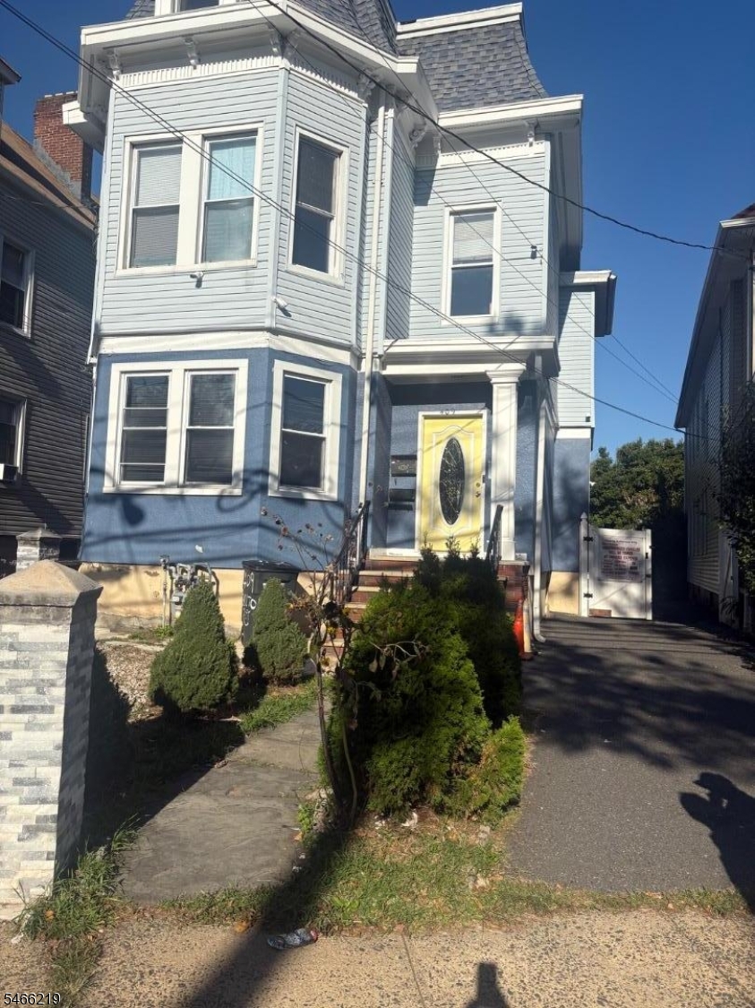 407 Chilton Street Elizabeth NJ 07208