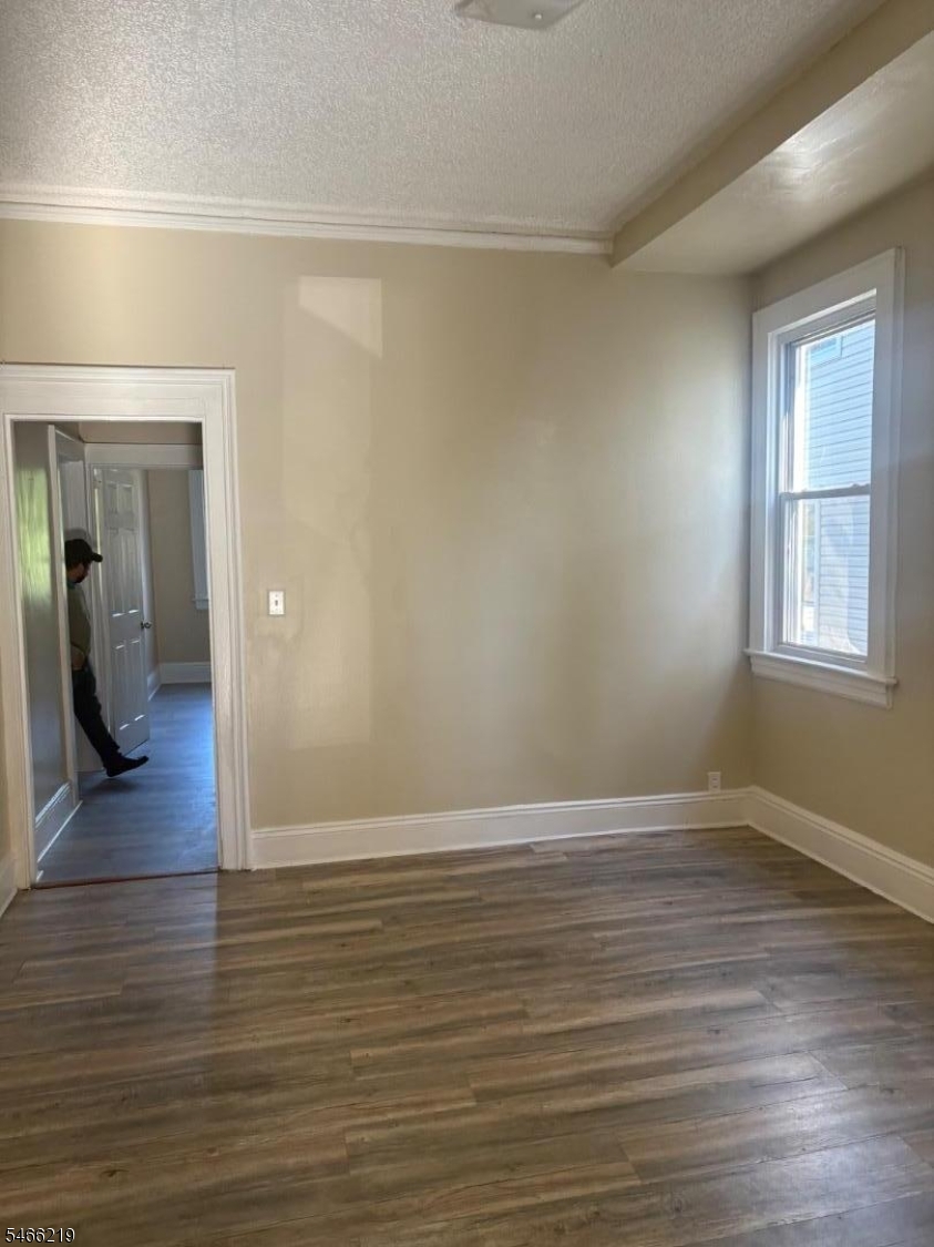 407 Chilton Street Elizabeth NJ 07208