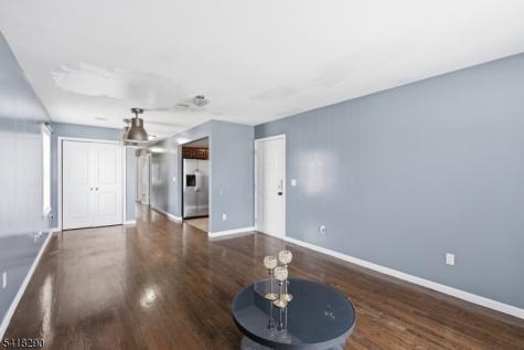 105 Peabody Place Newark NJ 07104