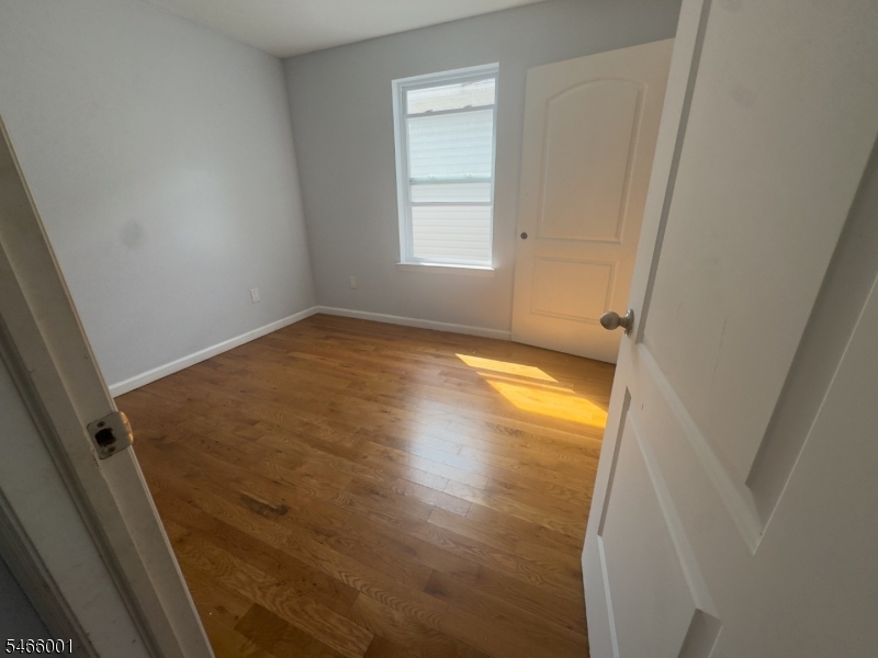 201 Schuyler Ave 2nd Fl Newark NJ 07112