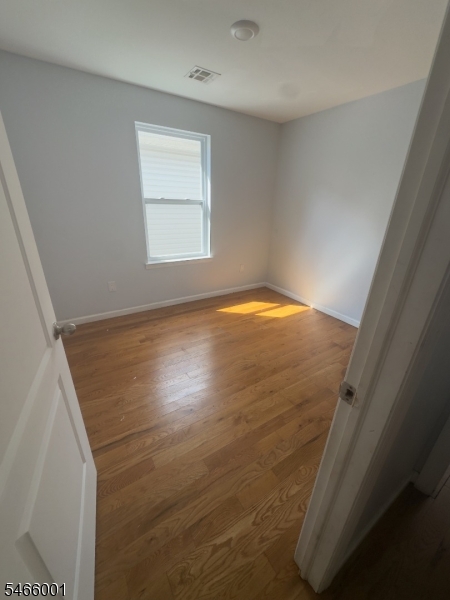 201 Schuyler Ave 2nd Fl Newark NJ 07112