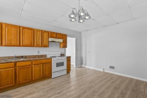 107 Macarthur Avenue Sayreville NJ 08872