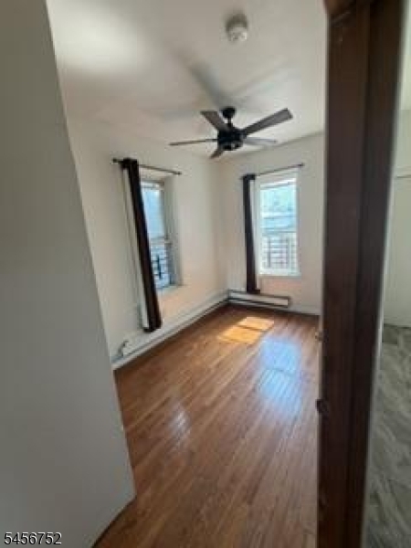 192 Avenue B Bayonne NJ 07002