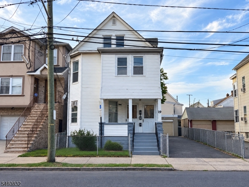 17 Spencer Street Elizabeth NJ 07202