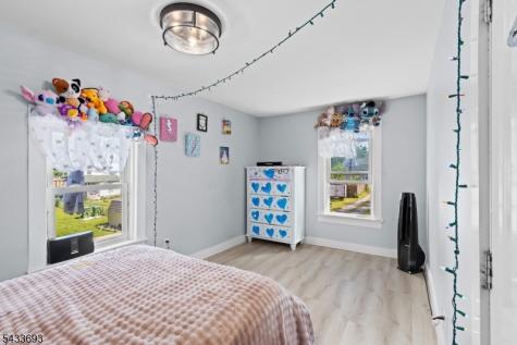 22 Decatur Street Knowlton NJ 07832