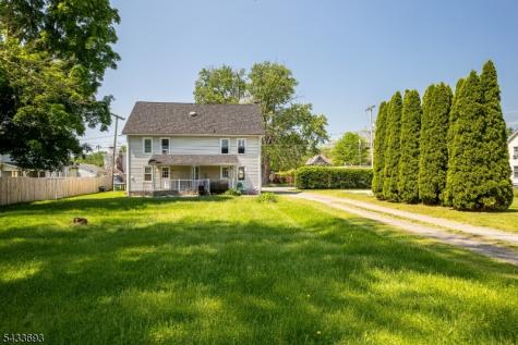 22 Decatur Street Knowlton NJ 07832