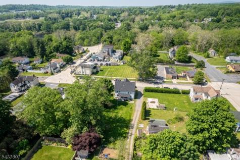 22 Decatur Street Knowlton NJ 07832