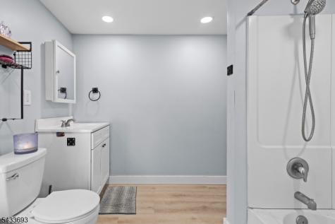 22 Decatur Street Knowlton NJ 07832