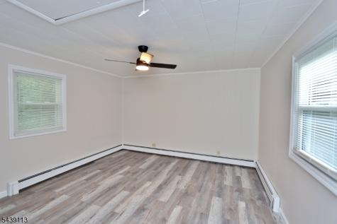 4 Village Place Jefferson NJ 07438