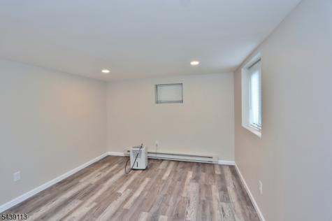 4 Village Place Jefferson NJ 07438