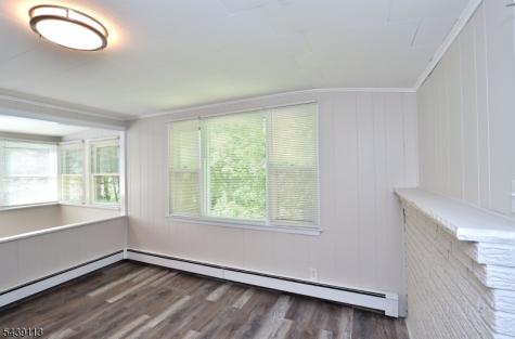 4 Village Place Jefferson NJ 07438
