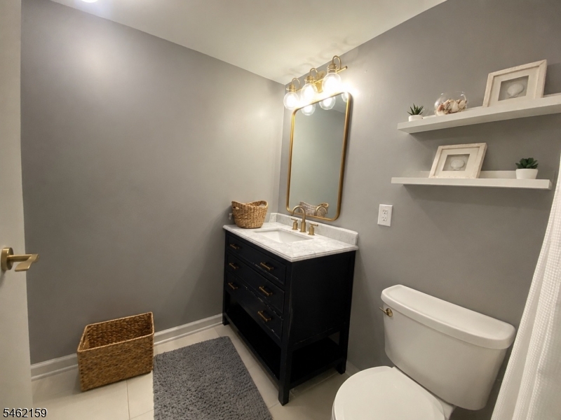 161 Terrace Court Pompton Lakes NJ 07442