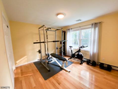 6 Moiyas Road Wayne NJ 07470