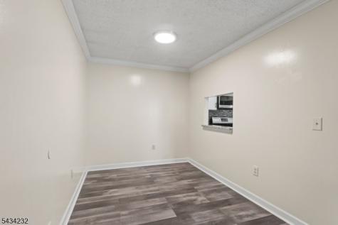 24 Amberly Court Franklin NJ 08823