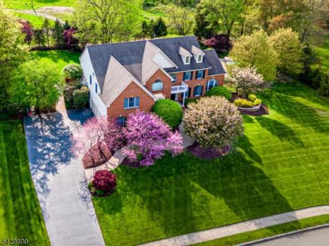 5 Erin Court South Brunswick NJ 08824