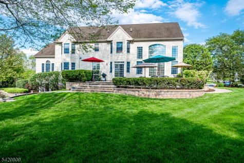 5 Erin Court South Brunswick NJ 08824