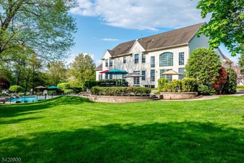 5 Erin Court South Brunswick NJ 08824