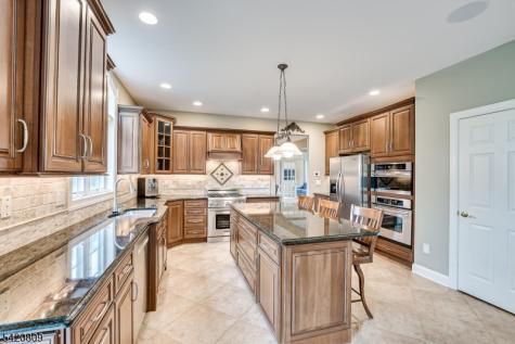 5 Erin Court South Brunswick NJ 08824