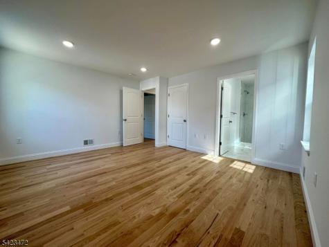 135 Court Street Elizabeth NJ 07206