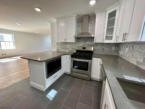 135 Court Street Elizabeth NJ 07206