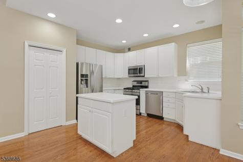 48 Landau Road Bernards NJ 07920