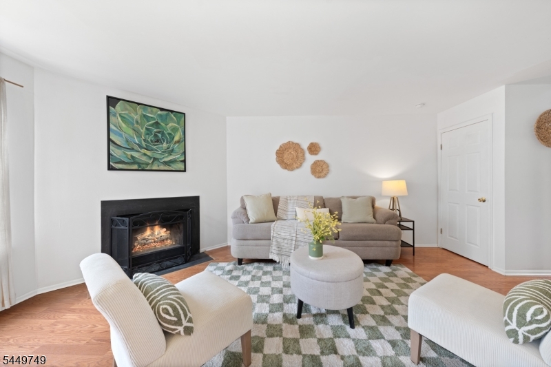 53 Dewitt Lane Hillsborough NJ 08844