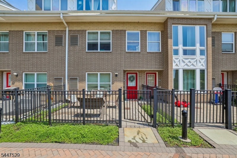 358 Rector Perth Amboy NJ 08861