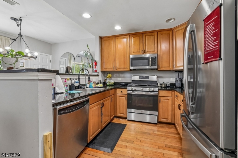 358 Rector Perth Amboy NJ 08861