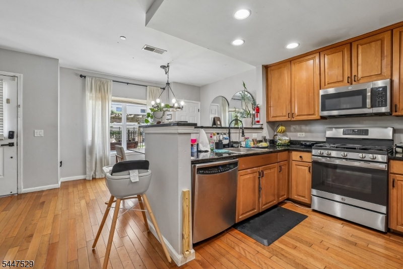 358 Rector Perth Amboy NJ 08861