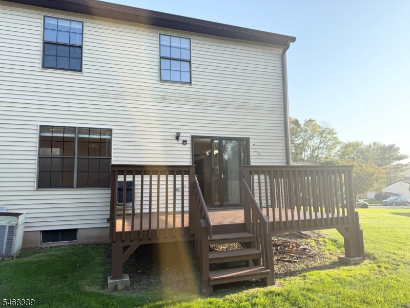 18 Dogwood Drive Edison NJ 08820