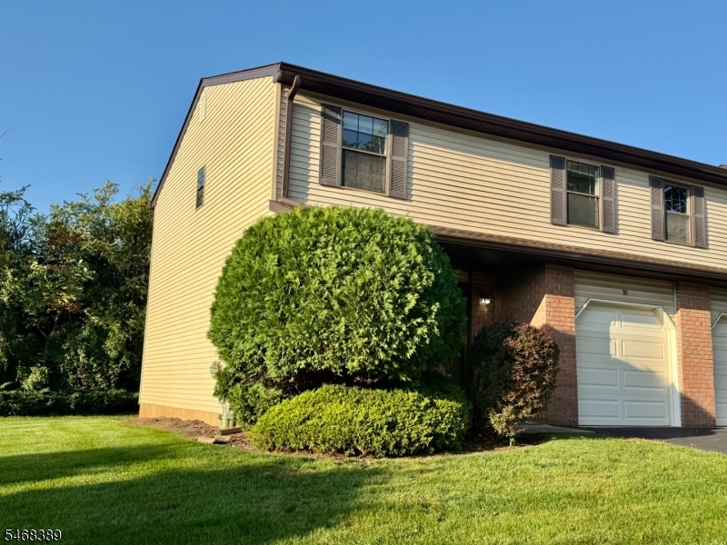 18 Dogwood Drive Edison NJ 08820