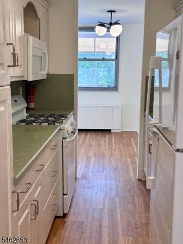 530 Valley Road Montclair NJ 07043