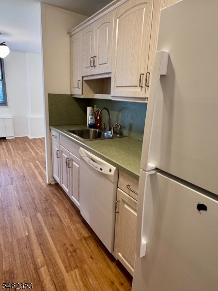 530 Valley Road Montclair NJ 07043